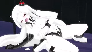 Loops 6 - Airfield girl -